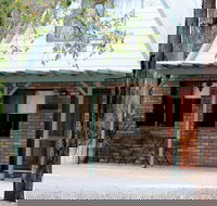 Caves Road Chalets - Accommodation in Brisbane