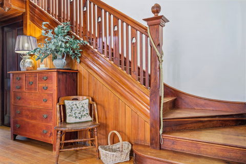Cygnet Old Bank B&B - Accommodation in Brisbane 7