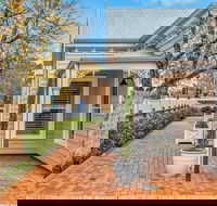 Grandview Accommodation - The Elm Tree Apartments - Accommodation in Brisbane