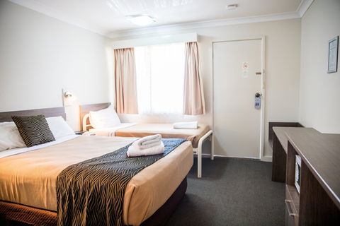 Lilac City Motor Inn And Steakhouse - Accommodation in Brisbane 3