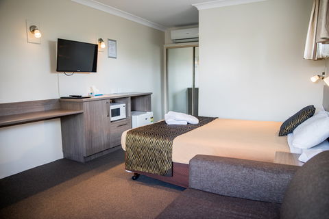 Lilac City Motor Inn And Steakhouse - Accommodation in Brisbane 4