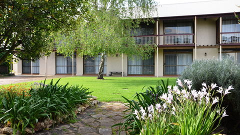 Coonawarra Motor Lodge - Accommodation in Brisbane 0