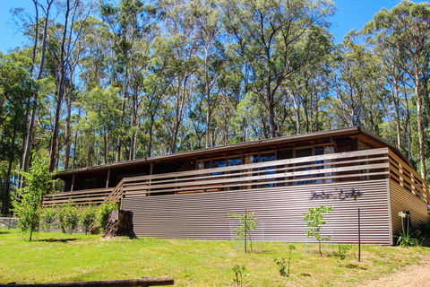 Sambar Lodge - Accommodation in Brisbane 0