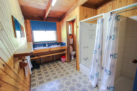 Sambar Lodge - Accommodation in Brisbane 8