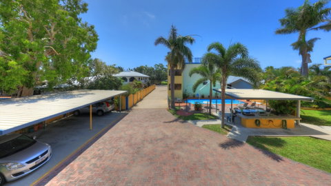 Sky View Units - Accommodation in Brisbane 4