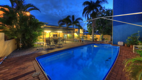 Sky View Units - Accommodation in Brisbane 5