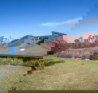 Stunning Clifftop - Accommodation in Brisbane