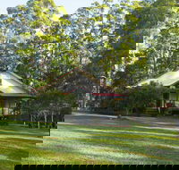Telegraph Retreat Cottages - Accommodation in Brisbane