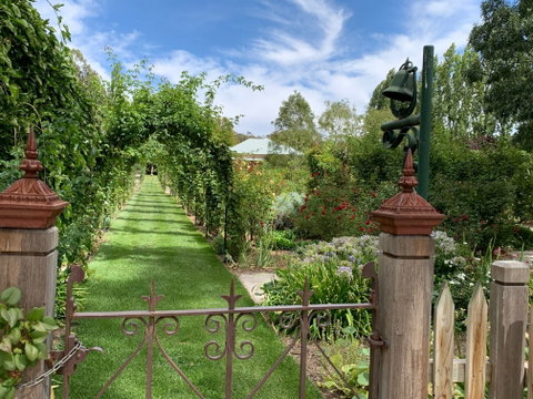 The Heritage Garden - Accommodation in Brisbane 4