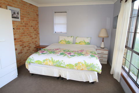 Thora Waterfront - Accommodation in Brisbane 3