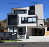 Whitehorse Apartments Hotel - Accommodation in Brisbane