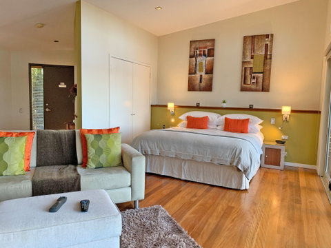 Wild Edge Retreat - Accommodation in Brisbane 1