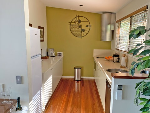 Wild Edge Retreat - Accommodation in Brisbane 5