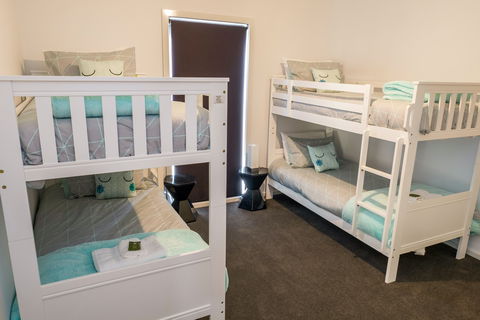 2 Minutes By Bike - Accommodation in Brisbane 4
