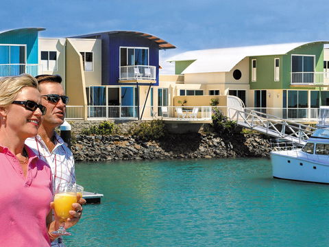 Absolute Waterfront Villa - Accommodation in Brisbane 0
