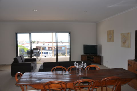 Century 21 SouthCoast: Bayside Aldinga Beach - Accommodation in Brisbane 8