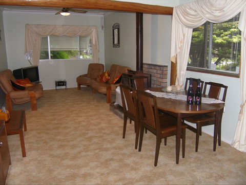 Chapman Cottage At Callala Bay - Accommodation in Brisbane 2