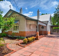 Crisp Street Cottage - Accommodation in Brisbane
