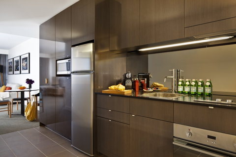 East Hotel + Apartments - Accommodation in Brisbane 1