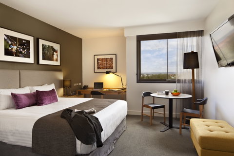 East Hotel + Apartments - Accommodation in Brisbane 4