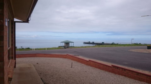 Gulf View - Accommodation in Brisbane 4
