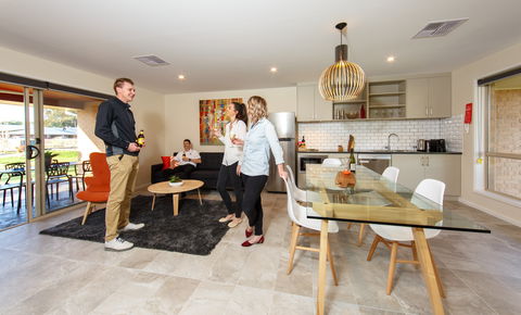 Howlong Country Golf Club Motel - Accommodation in Brisbane 0