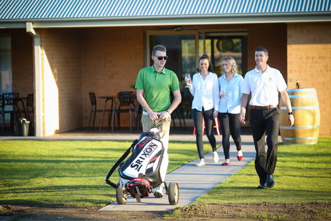 Howlong Country Golf Club Motel - Accommodation in Brisbane 1