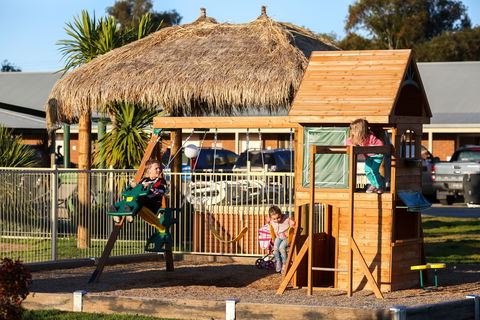 Howlong Country Golf Club Motel - Accommodation in Brisbane 2