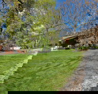 Kalamunda 6 - Accommodation in Brisbane