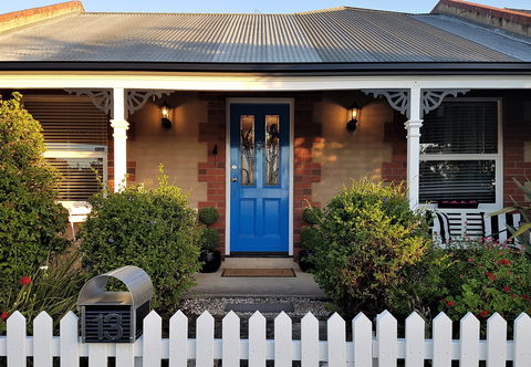 La Maison Riviere - The River House Bed And Breakfast - Accommodation in Brisbane 0