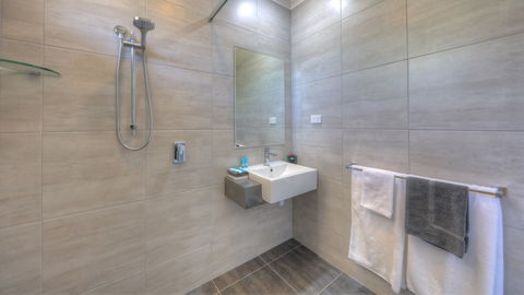 Paruna Motel - Accommodation in Brisbane 4