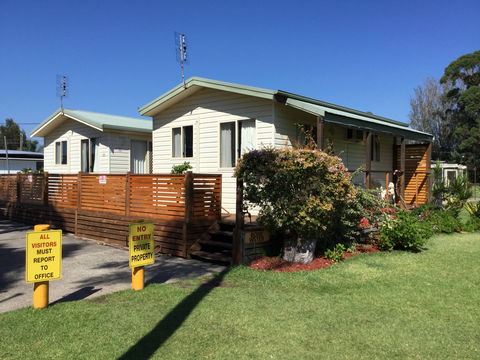 Riviera Caravan Park - Accommodation in Brisbane 2