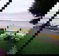 St Helens Beachfront - Accommodation in Brisbane