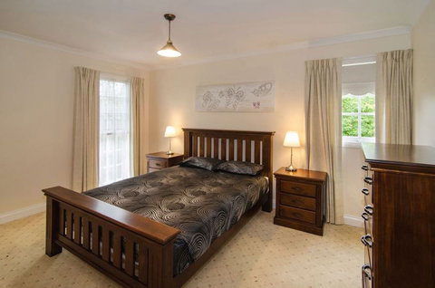 The Beach Retreat - Accommodation in Brisbane 2