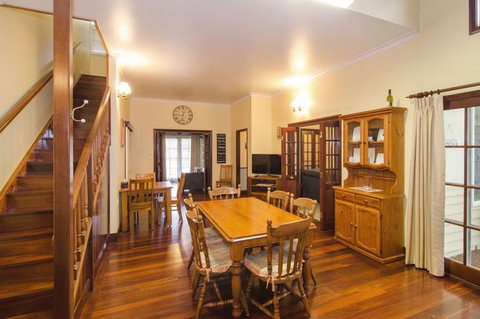 The Beach Retreat - Accommodation in Brisbane 6