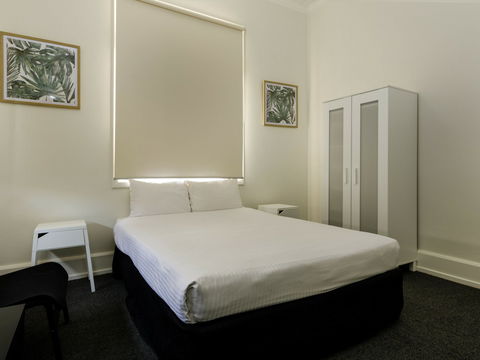 The Waterloo Bay Hotel - Accommodation in Brisbane 4