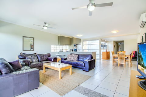 The Park Penthouse By Jervis Bay Beach Houses - Accommodation in Brisbane 0