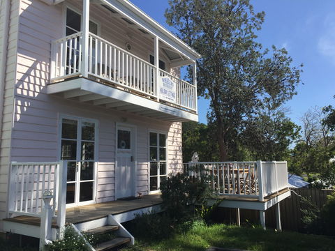 Whalers Retreat - Accommodation in Brisbane 0