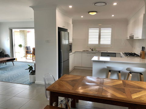 2 Allens Lane - Accommodation in Brisbane 1