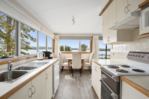 Beauty Point Holiday House - Accommodation in Brisbane 1