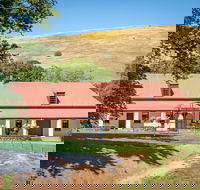 Brigham House - Tooma