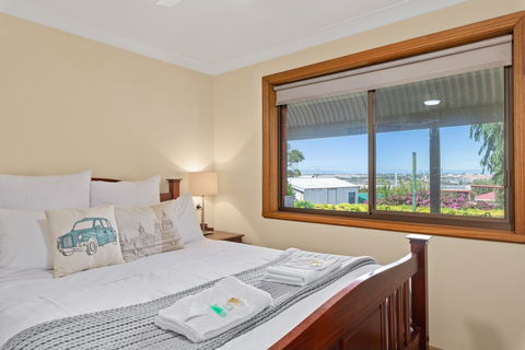 Century21 SouthCoast: Reef & Vines Port Noarlunga - Accommodation in Brisbane 0