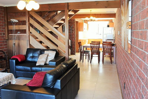 Commodore 2 - Accommodation in Brisbane 2