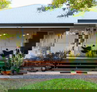 Kenilworth Cottage Barcaldine - Accommodation in Brisbane