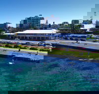 Lakes and Ocean Hotel - Accommodation in Brisbane