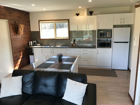 Loma Cottages - Accommodation in Brisbane 1