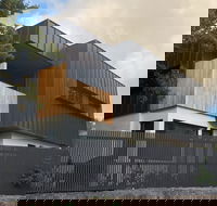 Lucent Art House  Stirling Curated Accommodation - Accommodation in Brisbane