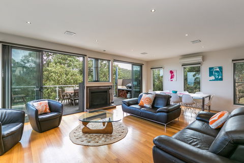 L'Vista Lorne - Accommodation in Brisbane 0