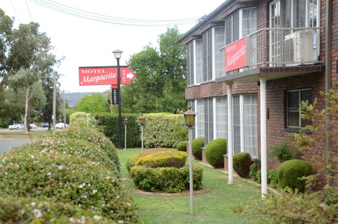 Motel Margeurita - Accommodation in Brisbane 0