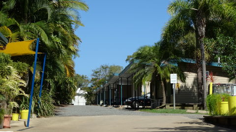 Poinciana Tourist Park - Accommodation in Brisbane 2